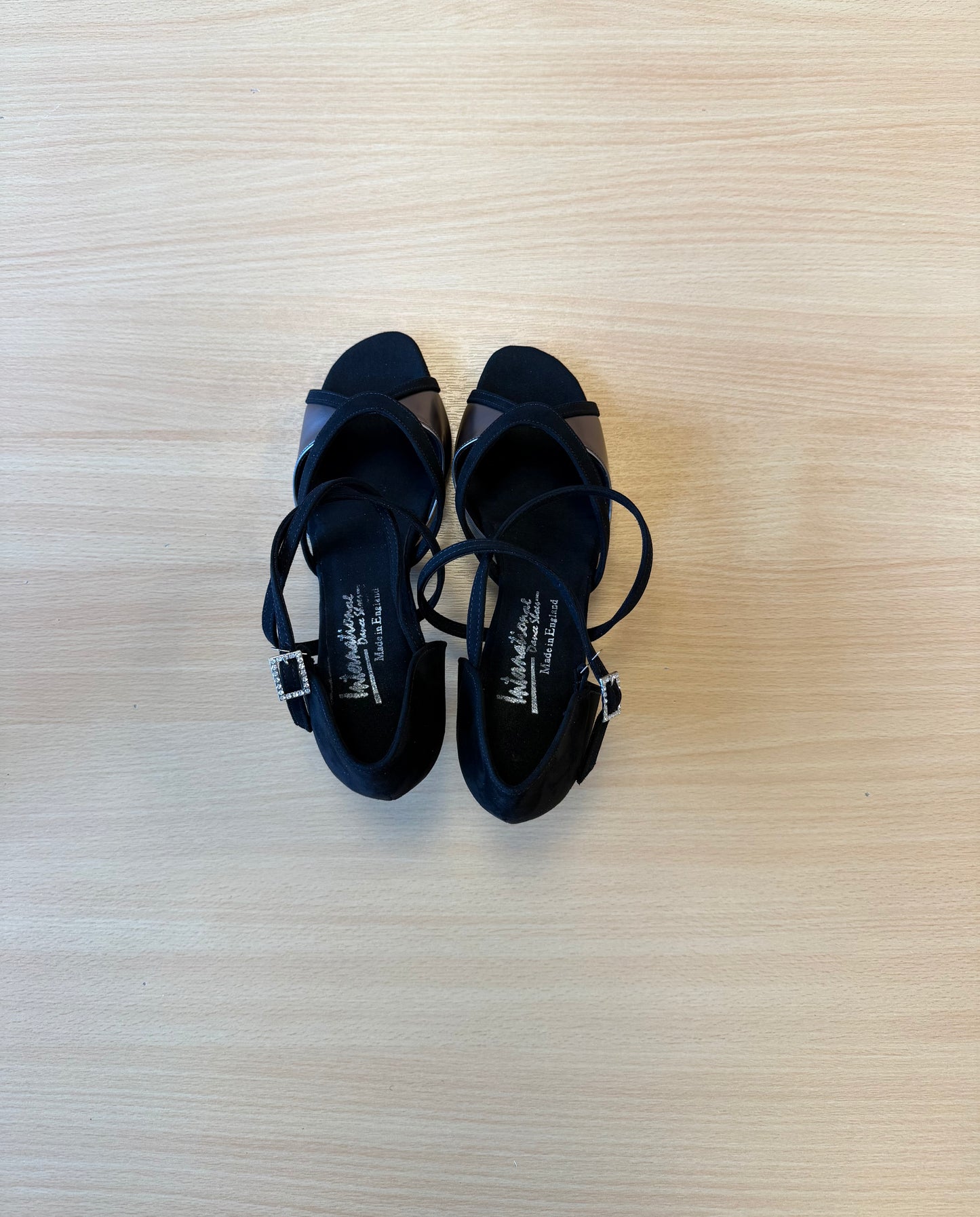 Bianca - Black Nubuck/Gunmetal - Size 6 - Regular ( Hook Buckles)