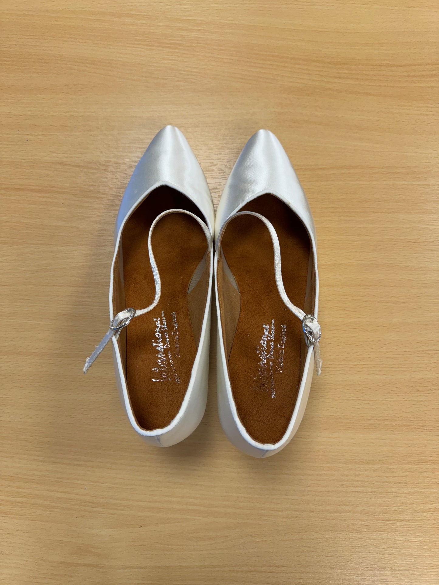 ICS SuperStar S/Strap - White Satin (Size 7.5XW)