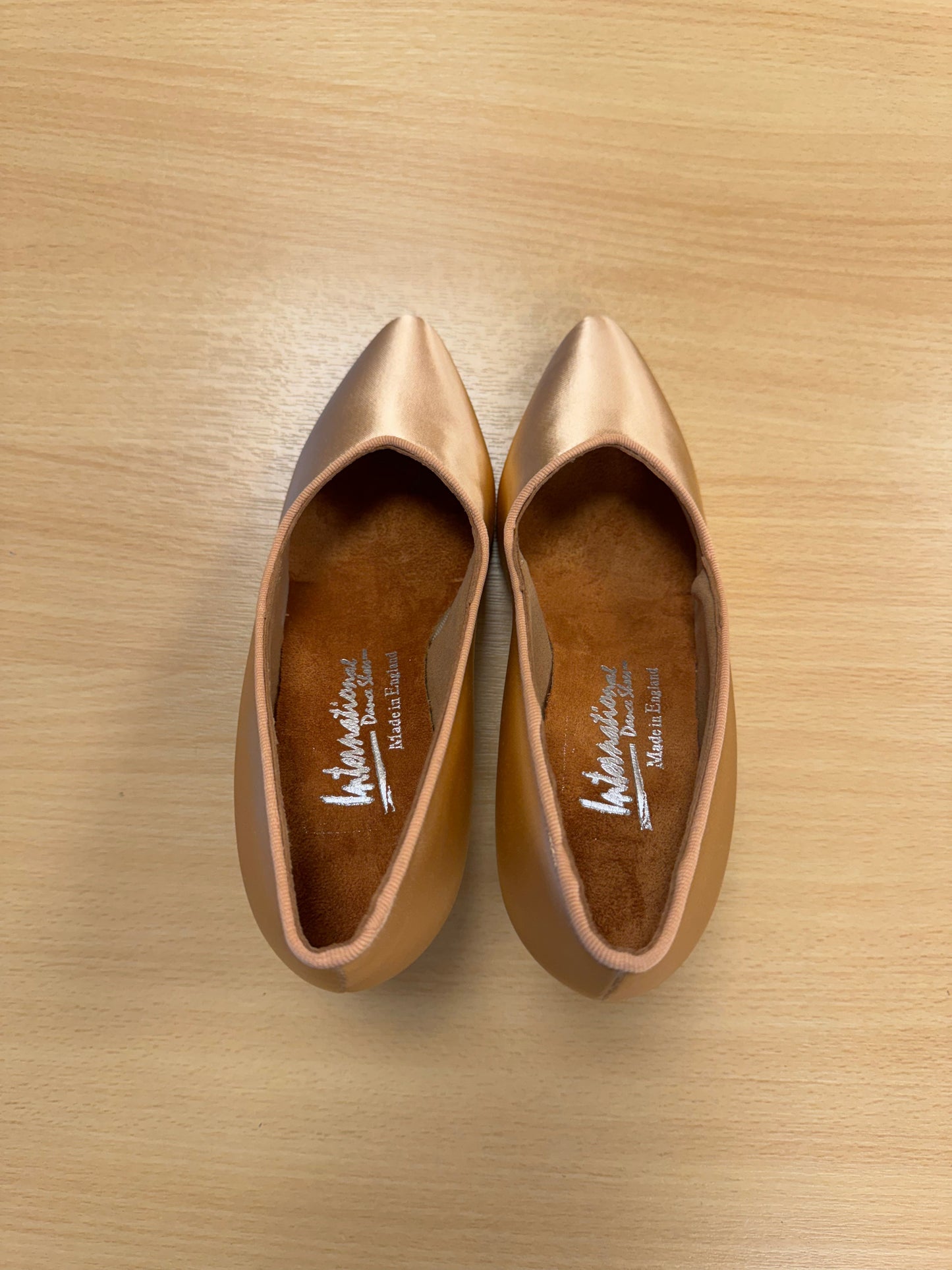 ICS Superstar - Peach Satin (Size 2.5)