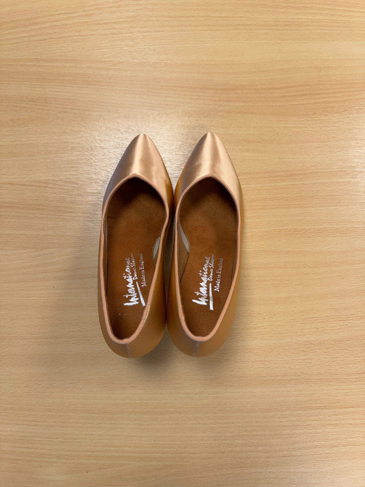 ICS Superstar - Peach Satin (Size 4.5)