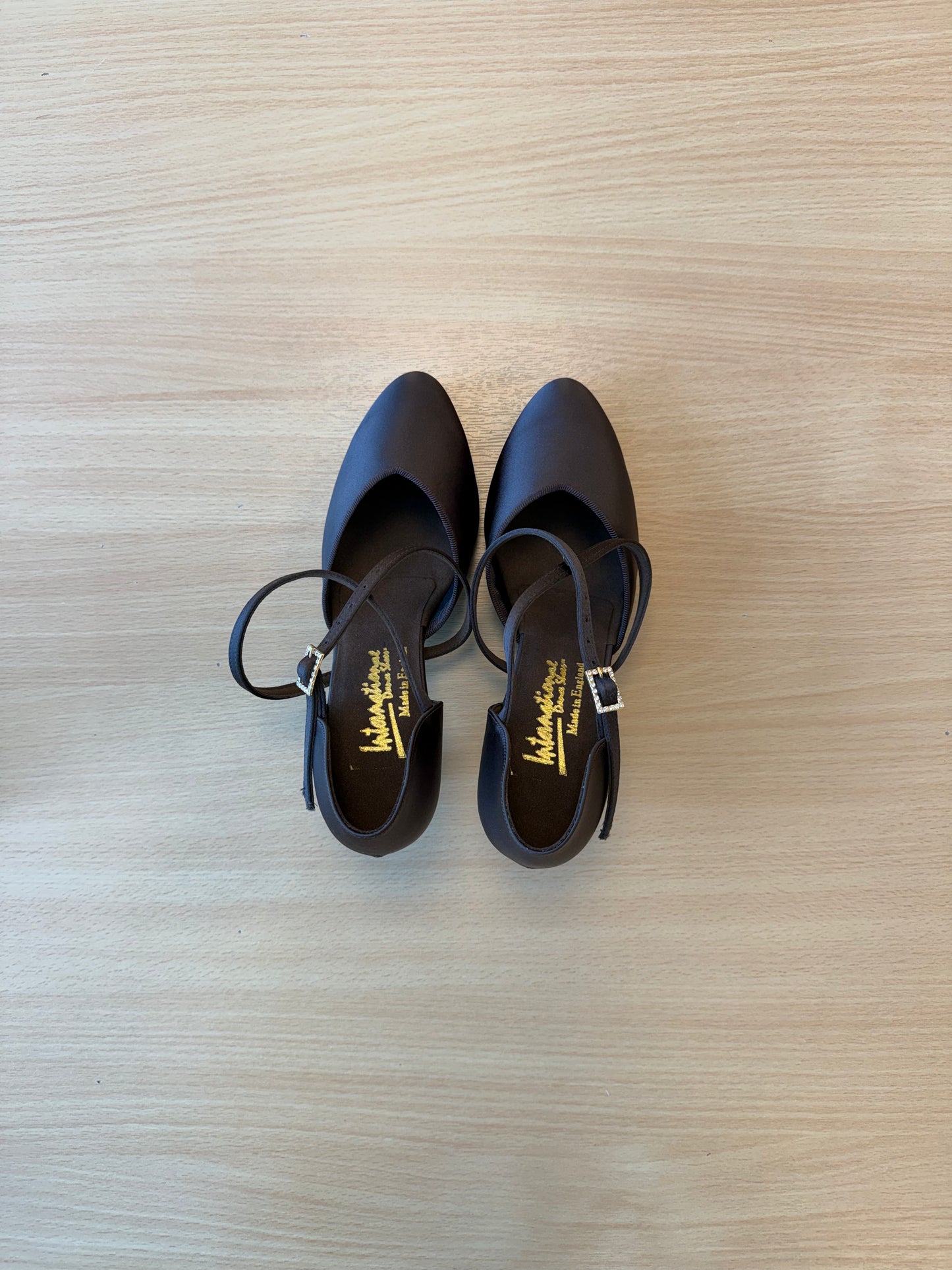 American Smooth - Espresso Satin - Size 4.5 - Regular