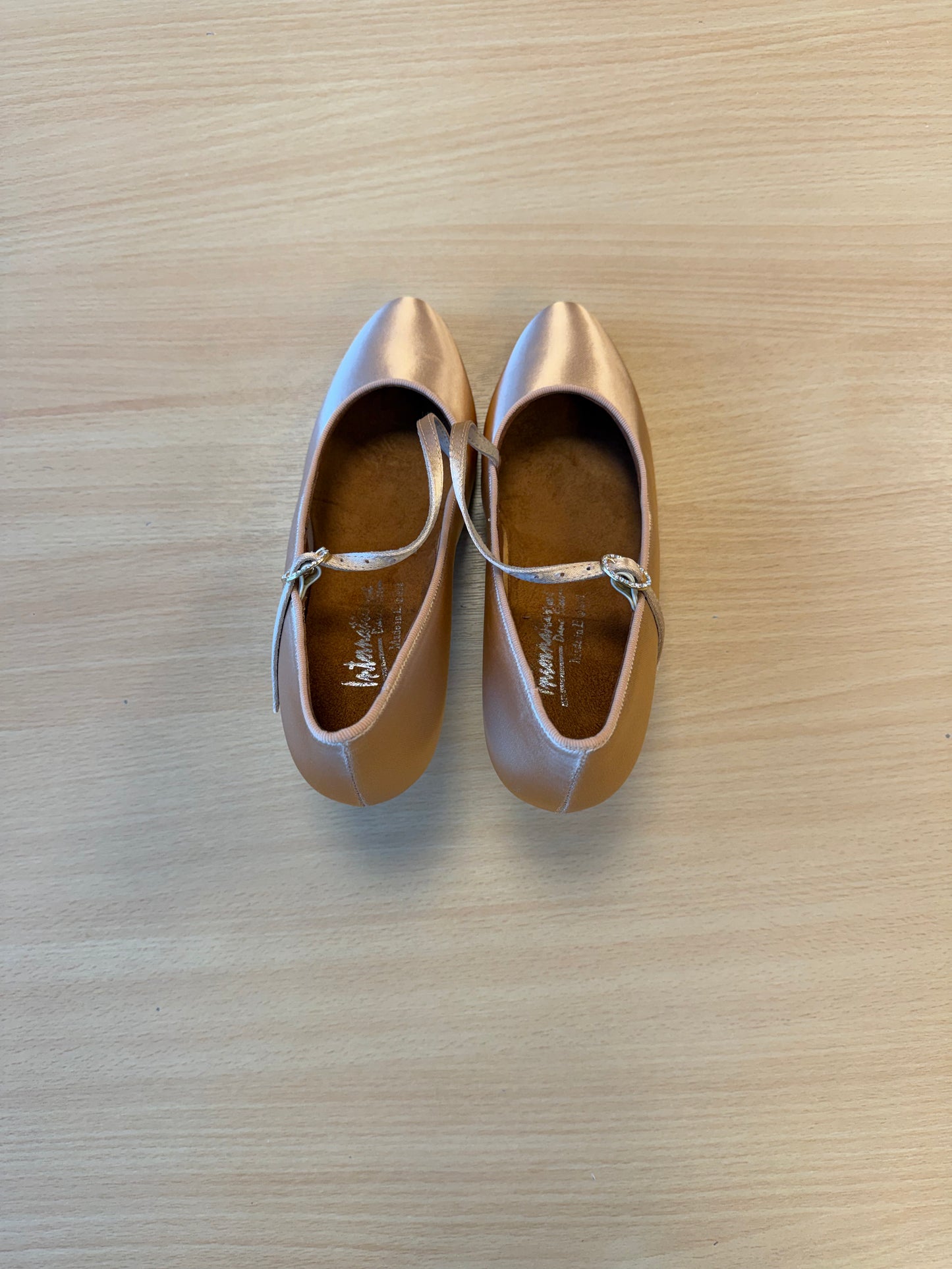 ICS RoundToe SingleStrap - Peach Satin - Size 5 - Regular