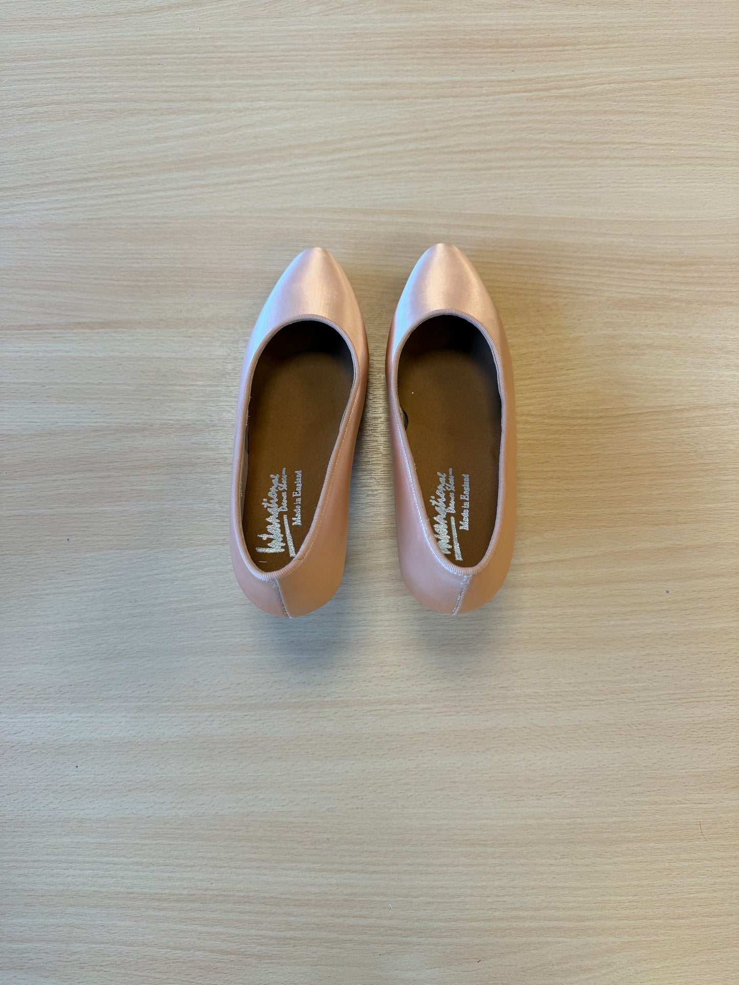ICS RoundToe - Peach Satin - Size 5 - Regular
