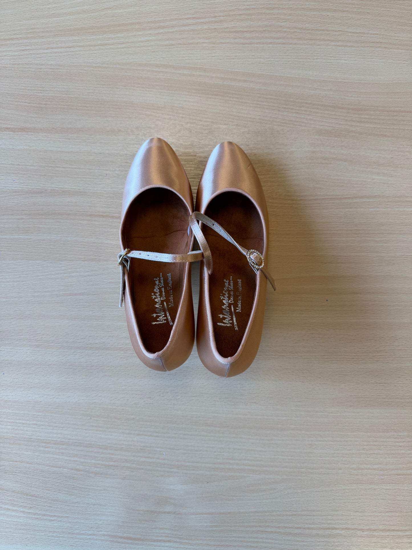 ICS Classic - Peach Satin - Size 6 - Narrow