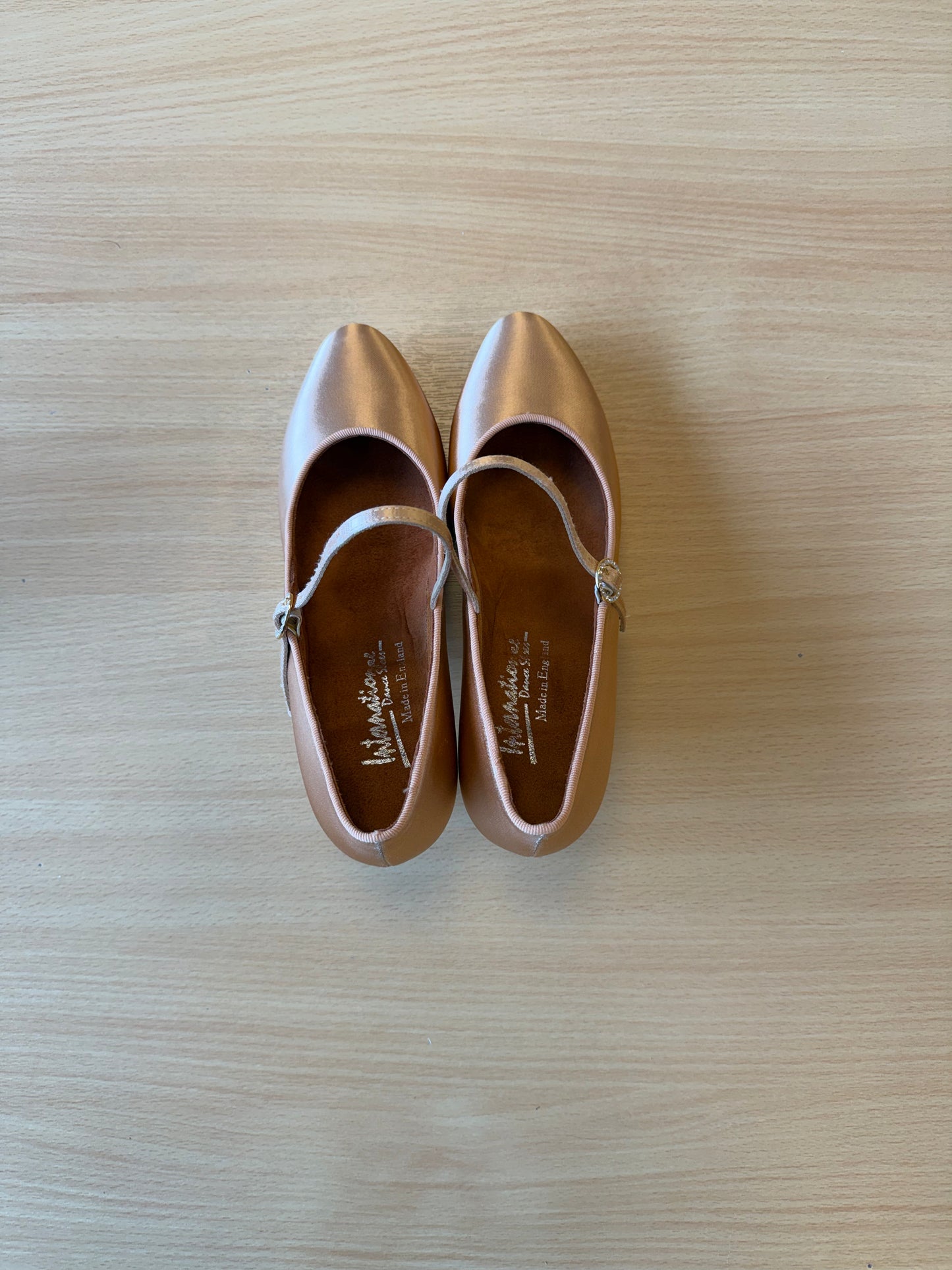 ICS Classic - Peach Satin - Size 5.5 - Regular
