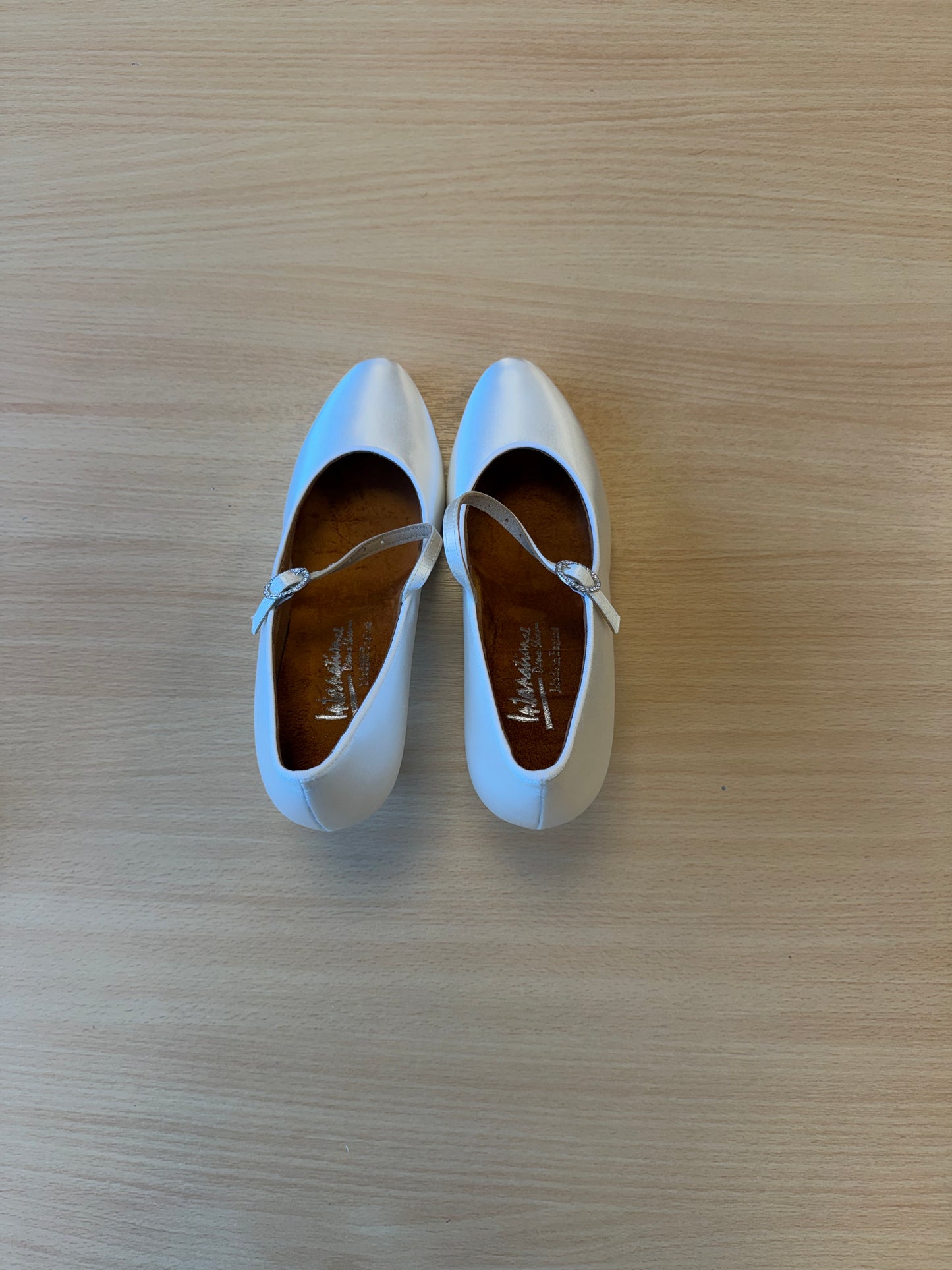 ICS Classic - White Satin - Size 5 - Regular