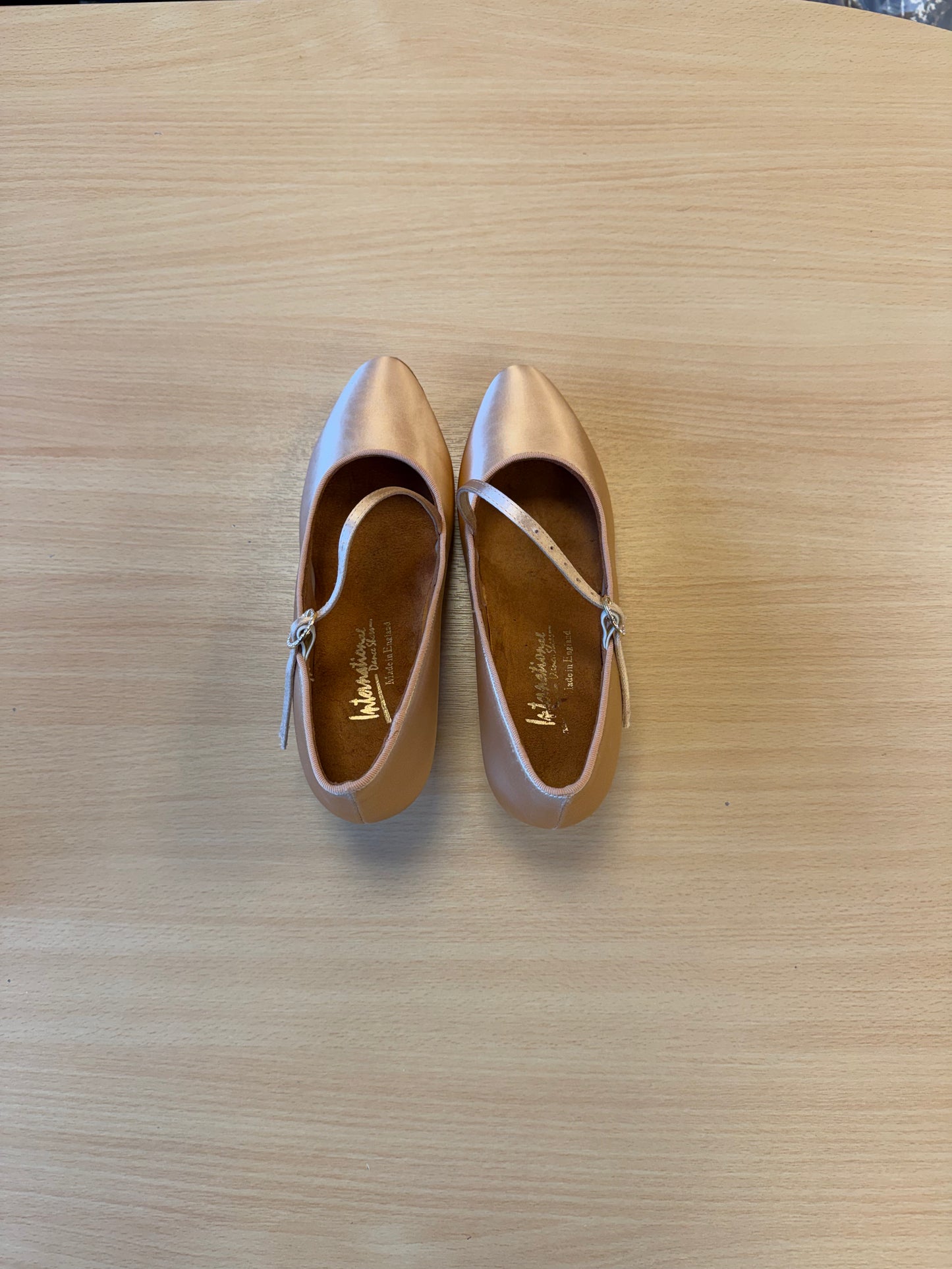 ICS RoundToe SingleStrap - Peach Satin - Size 5 - X Wide