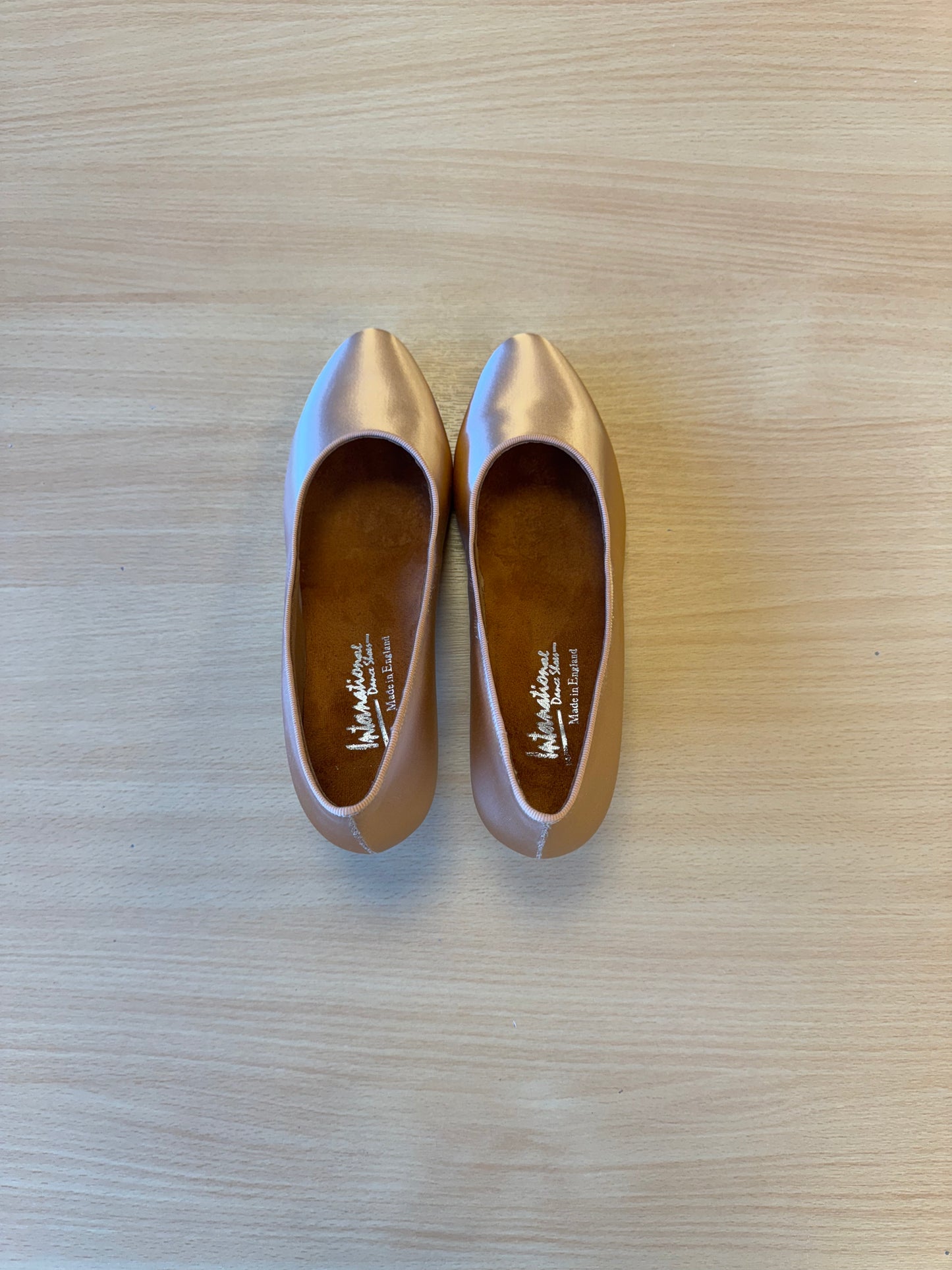 ICS RoundToe - Peach Satin - Size 6 - Regular