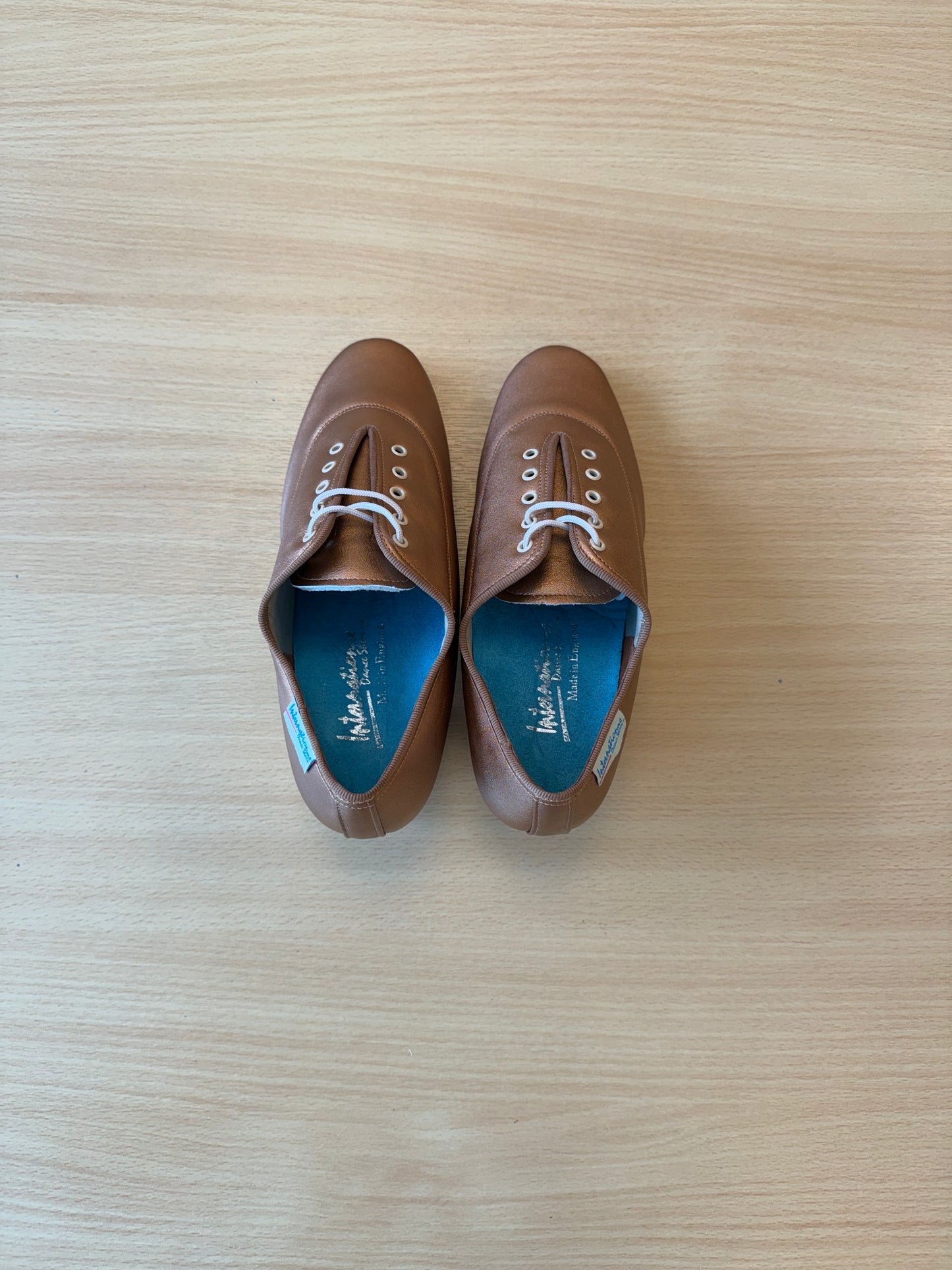 Heather Split-Sole - Tan Shimmer - Size 4 - Regular
