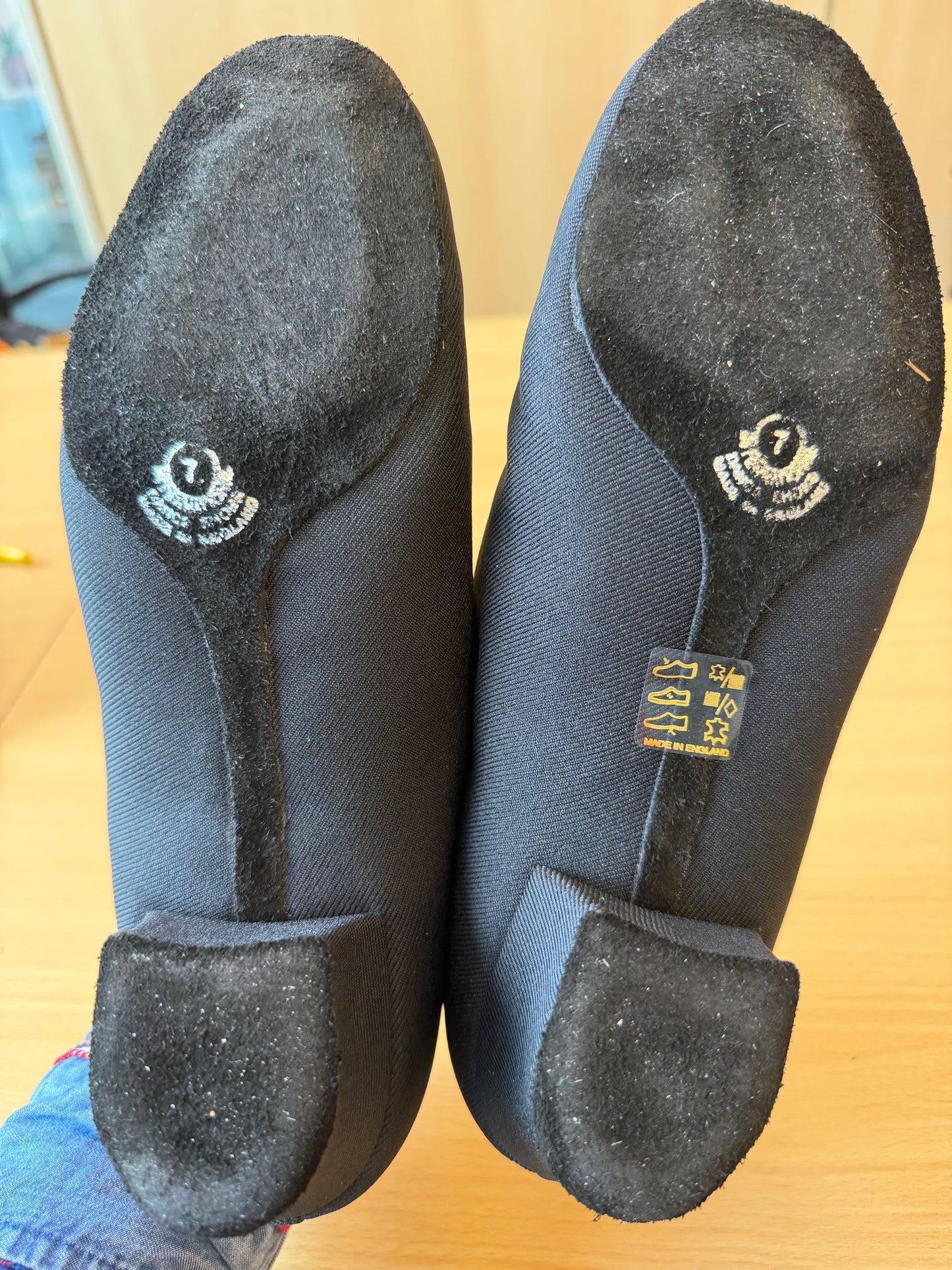 Heather Split-Sole - Black Lycra - Size 7 - Regular
