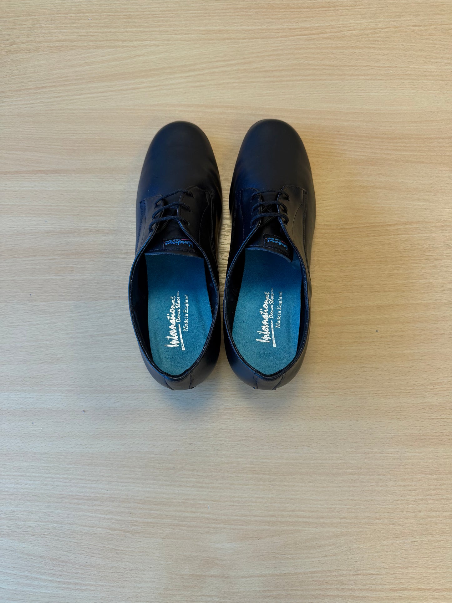 Gibson - Black Calf - Size 9.5 - Regular