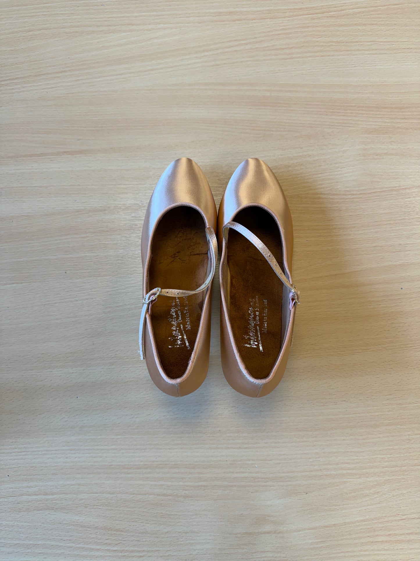 ICS RoundToe SingleStrap- Peach Satin - Size 6.5 - Wide