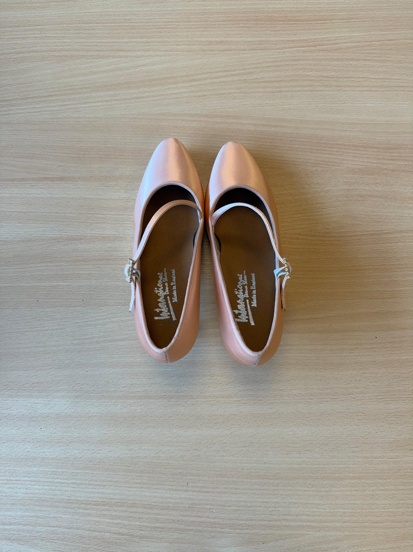ICS RoundToe SingleStrap - PeachSatin - Size 5 - Regular