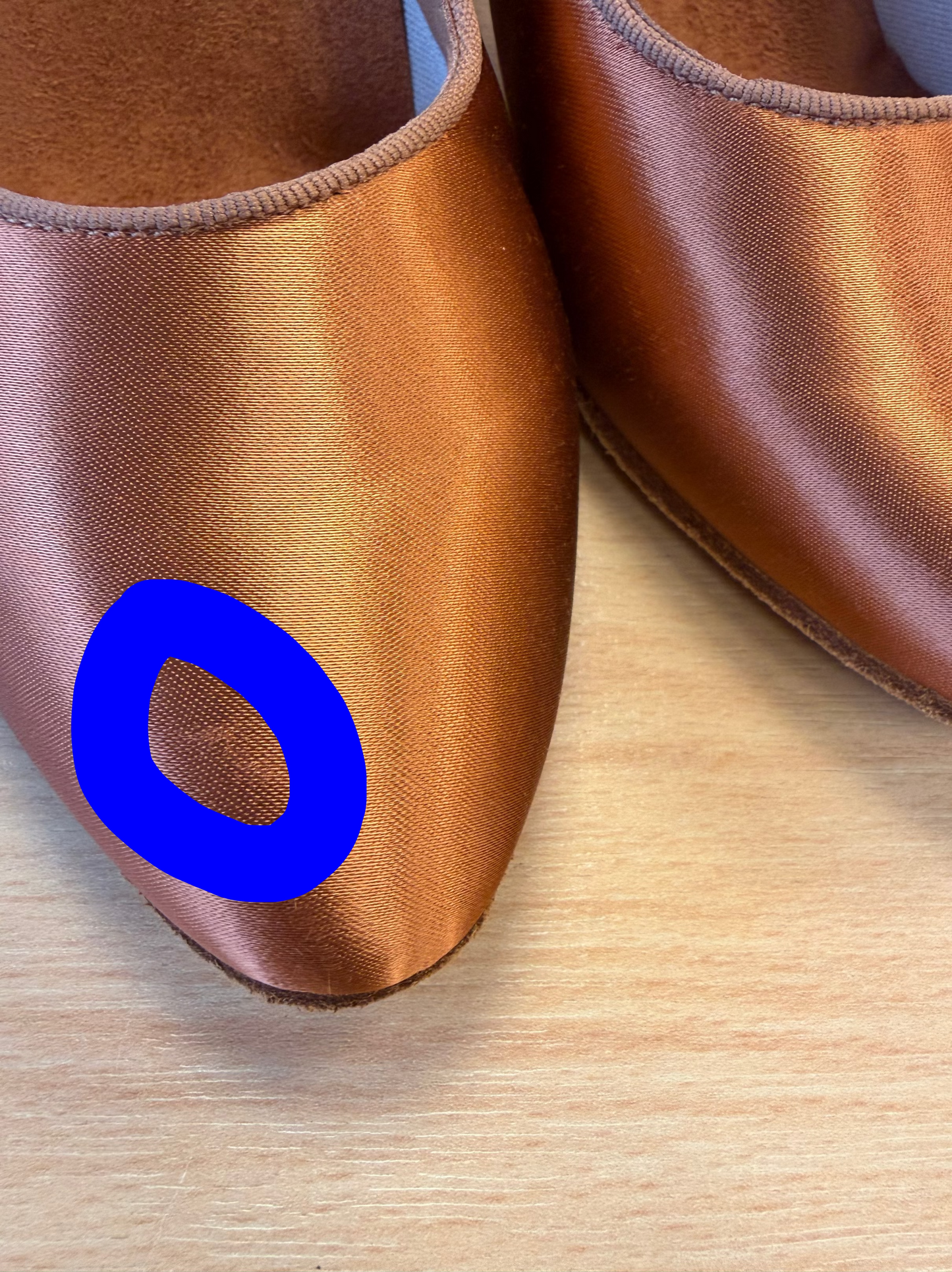 ICS RoundToe - Tan Satin - Size 6.5 - Regular