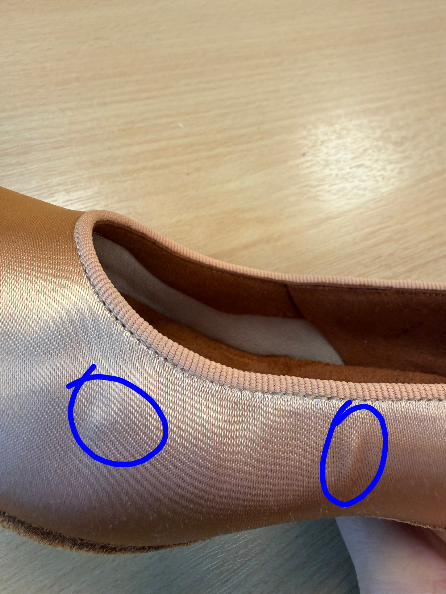 ICS RoundToe - Peach Satin - Size 6 - X Narrow