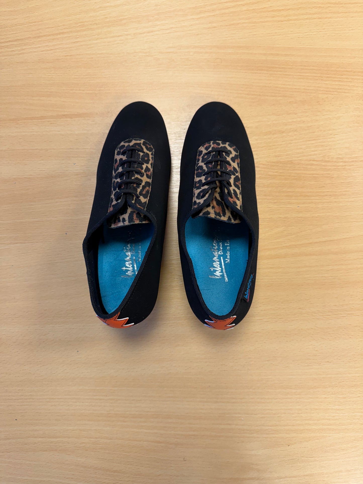 Artiste SS - Black Nubuck/Leopard (SAMPLE) - Size 6 - Regular