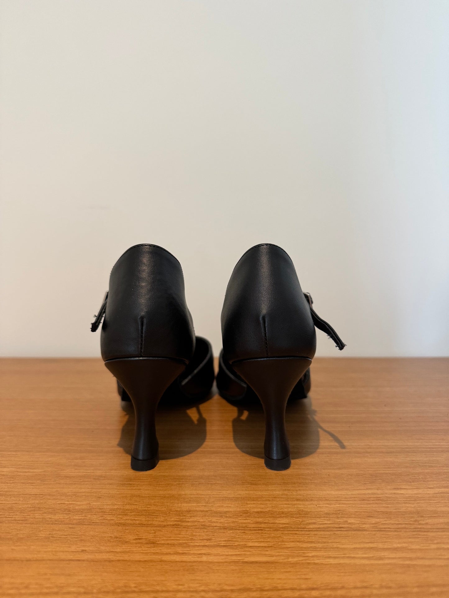 Karen - Black Calf - Size 6.5 - Regular