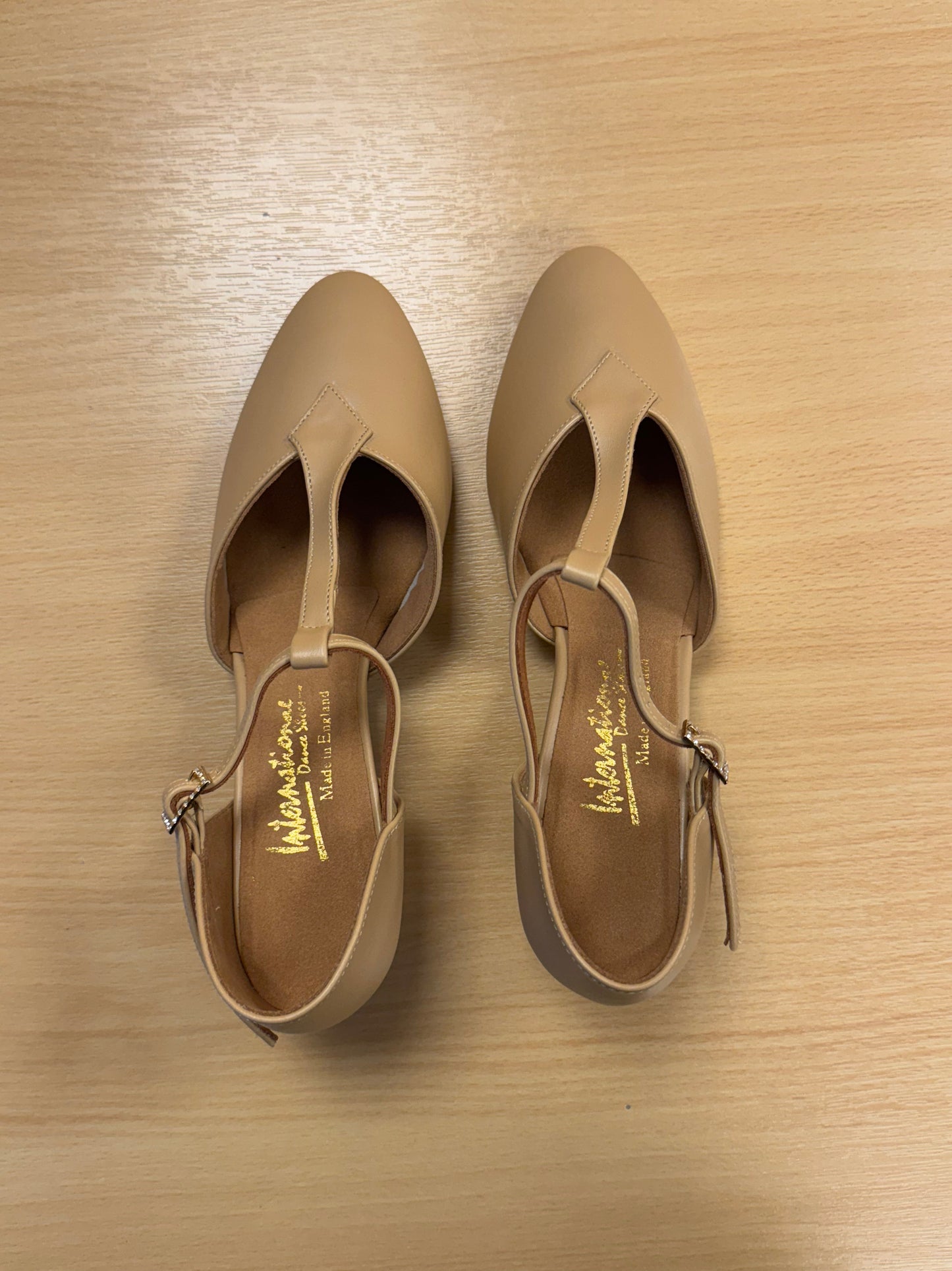 Karen - Beige NotCalf - Size 6 - X Wide