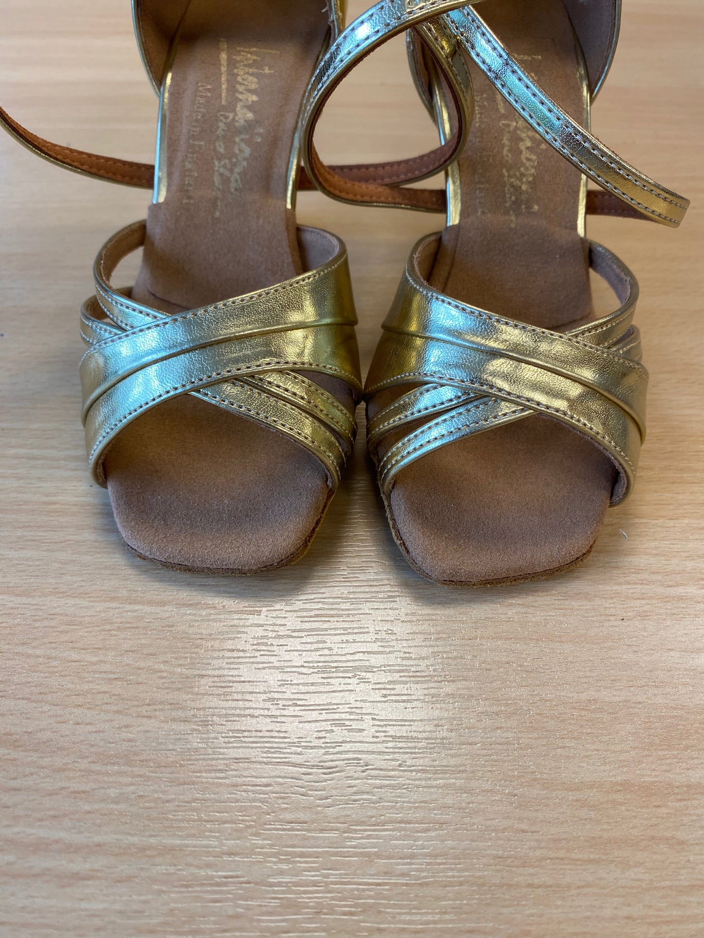 Hanna/Cindy - Gold NotCalf (Size 2XW)