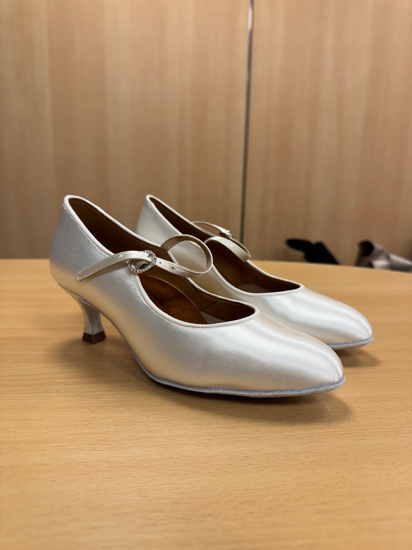 ICS Classic - White Satin - Size 5 - Regular