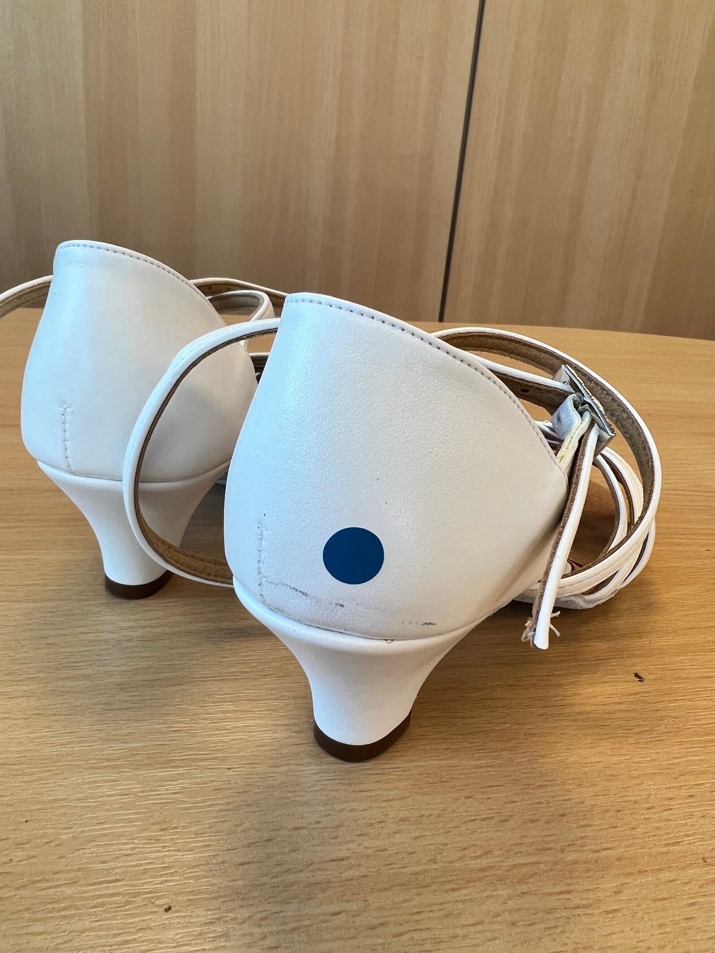 Girls Flavia - Whiite NotCalf (Size 1.5)