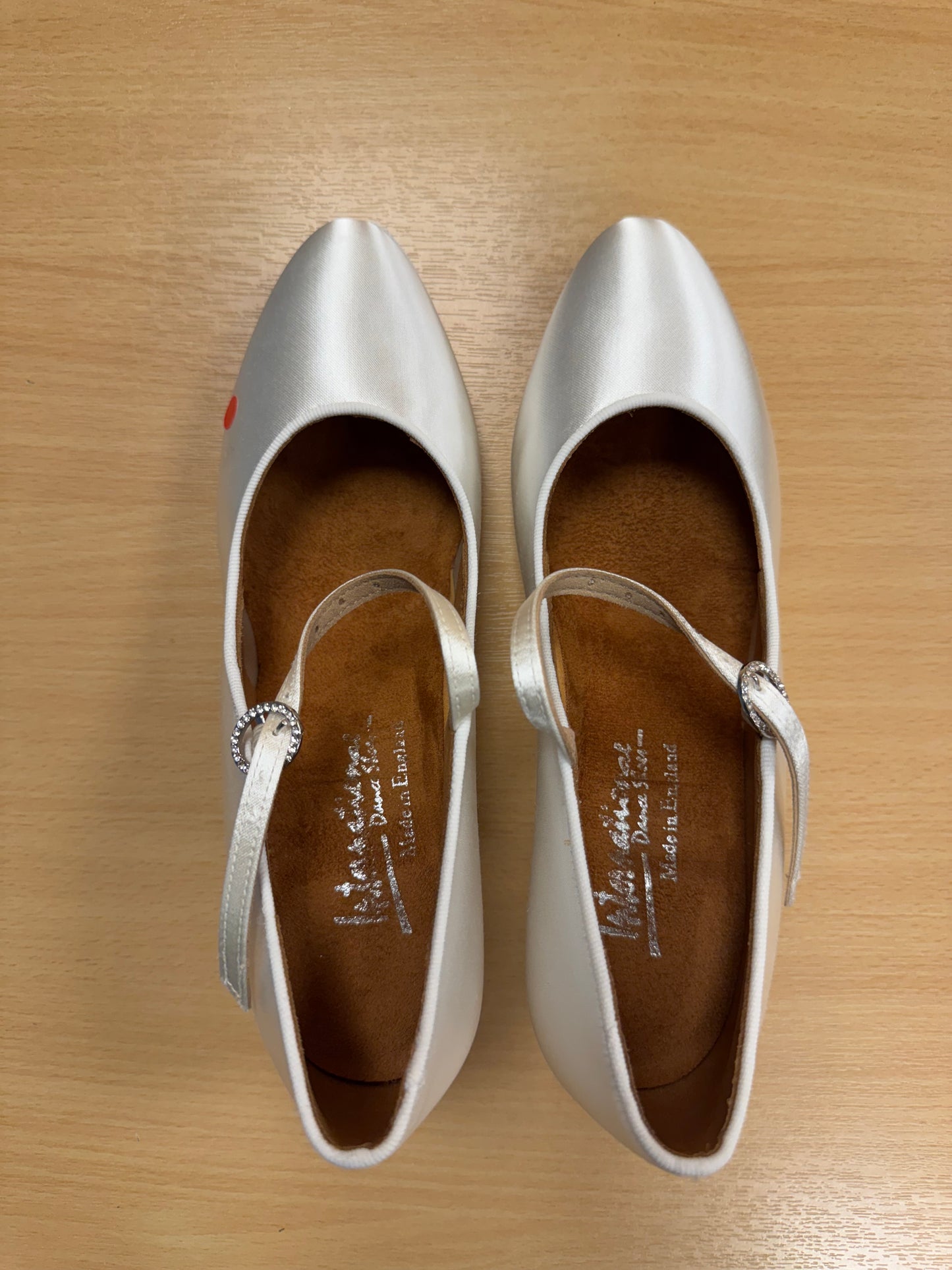 ICS Classic - White Satin - Size 5 - Regular