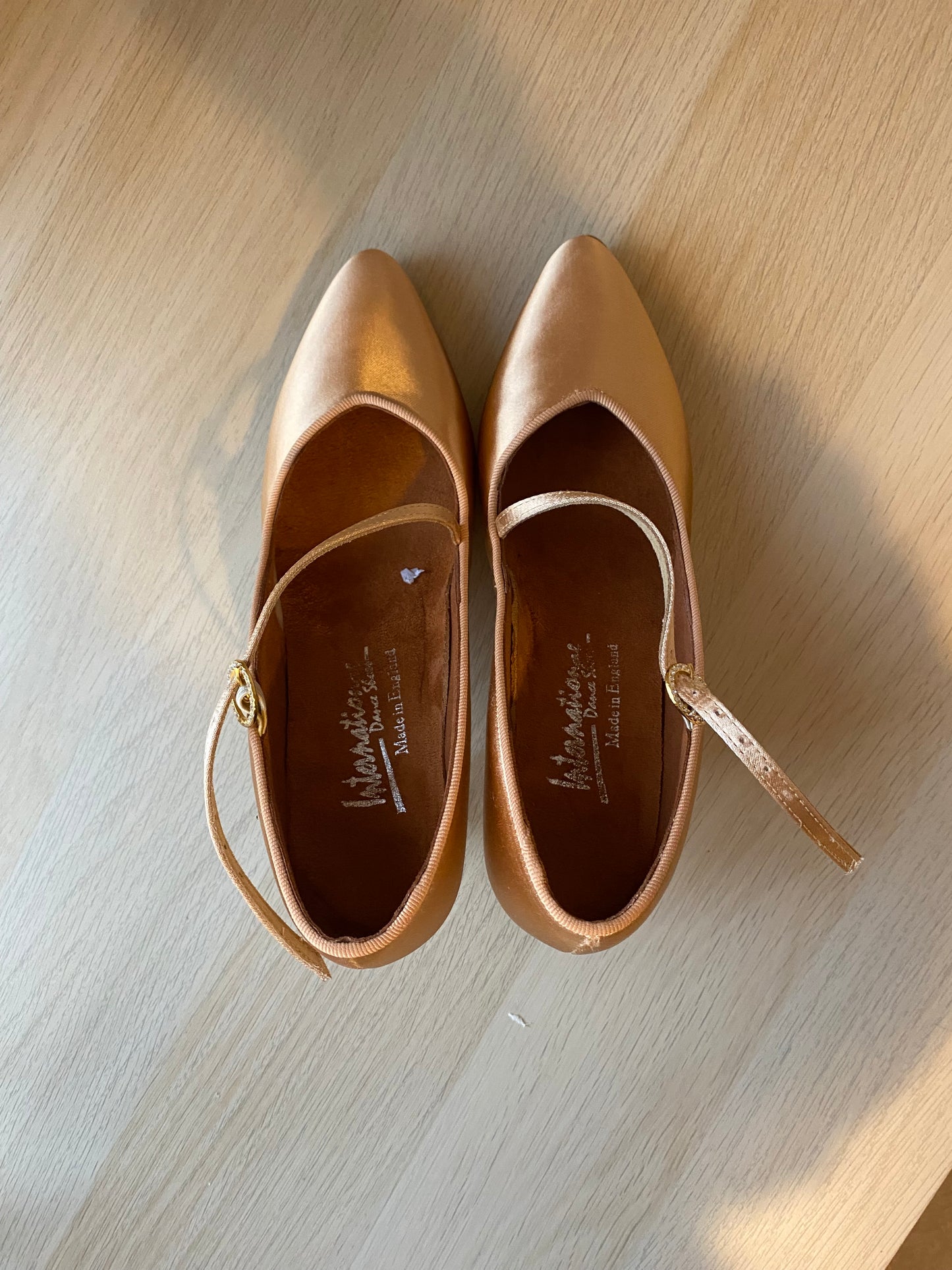 ICS SuperStar SingleStrap - Peach Satin - Size 5 - X Wide