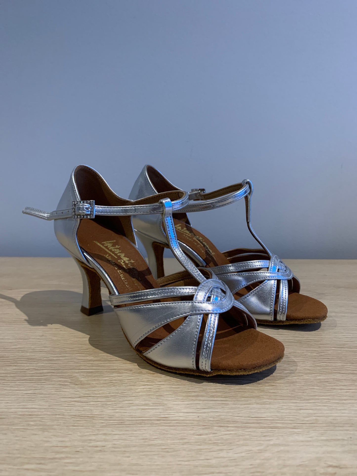 Mia T-Bar - Silver NotCalf - Size 4 - Narrow