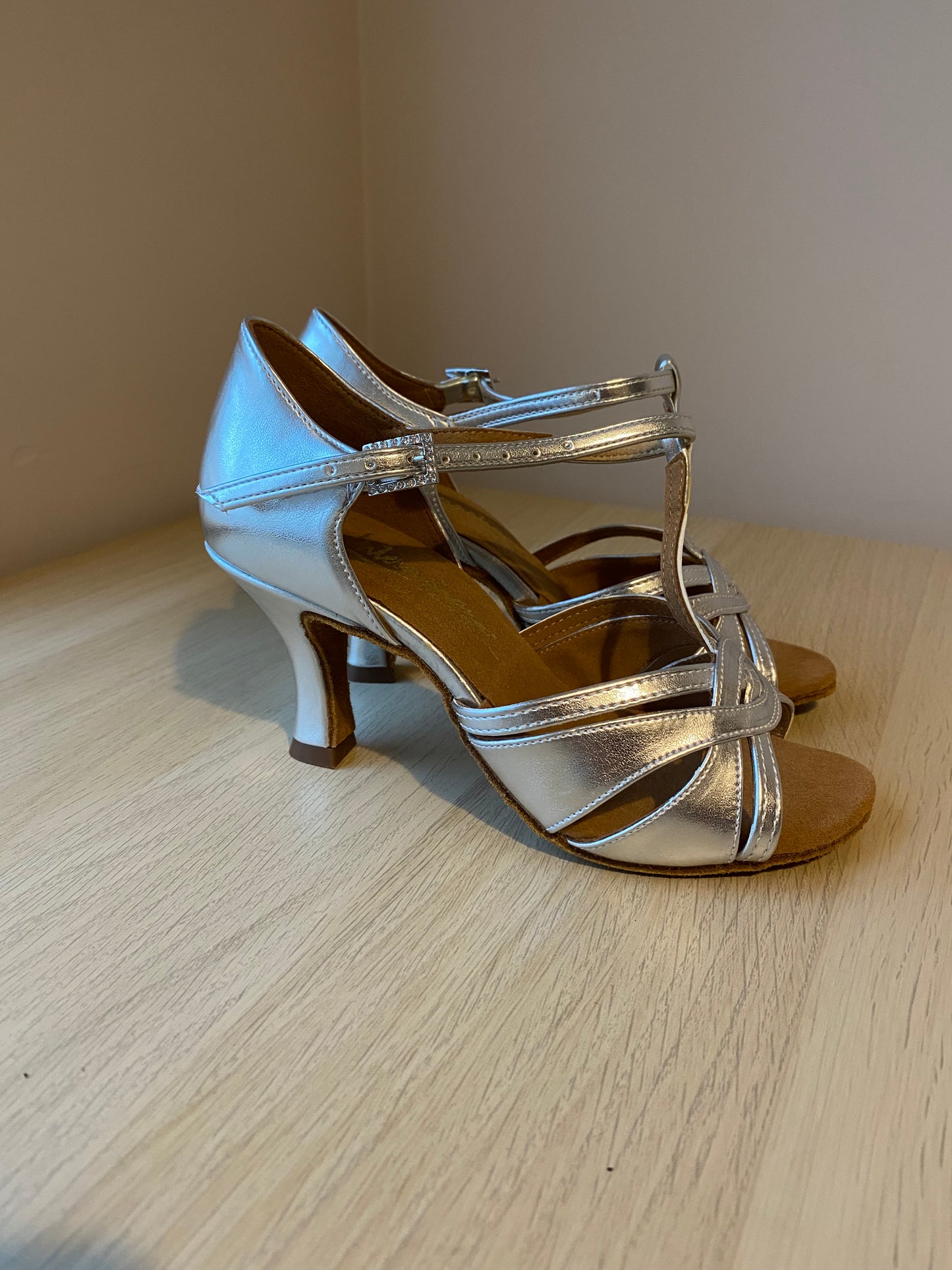 Mia T-Bar - Silver NotCalf - Size 3 - X Wide