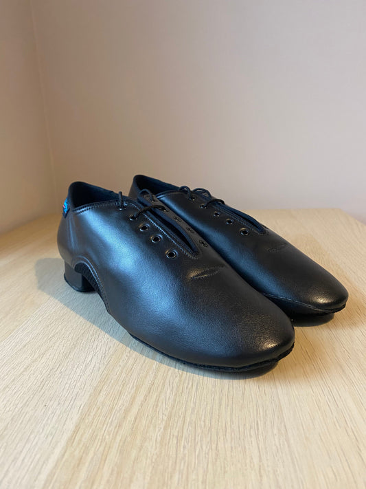 SAMPLE: Romeo - Black Calf/AirMesh (Size 8.5)