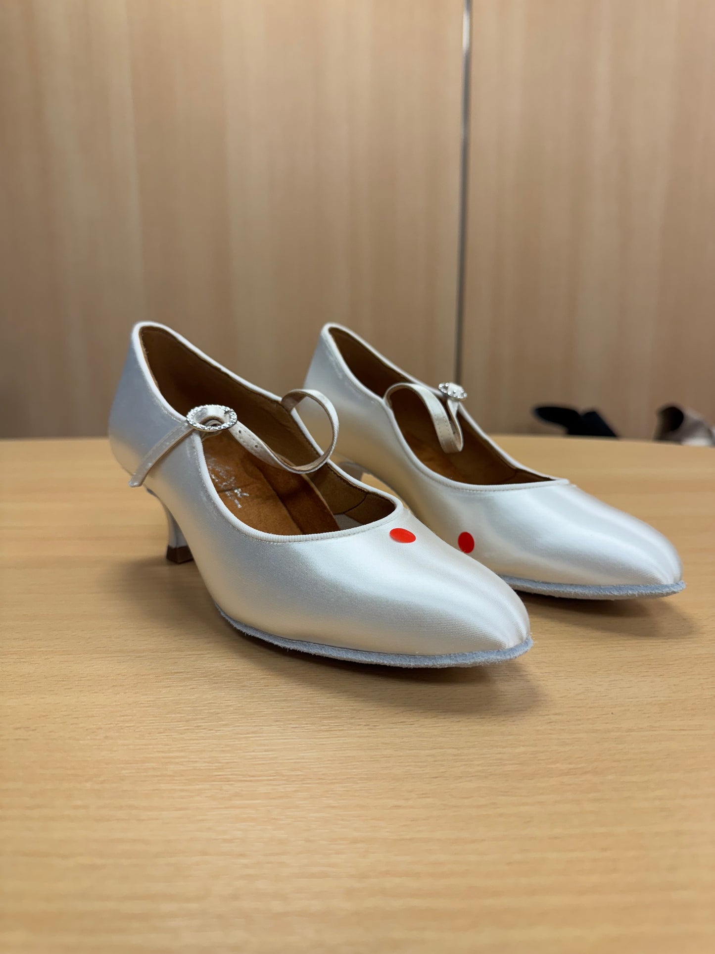 ICS Classic - White Satin - Size 5 - Regular