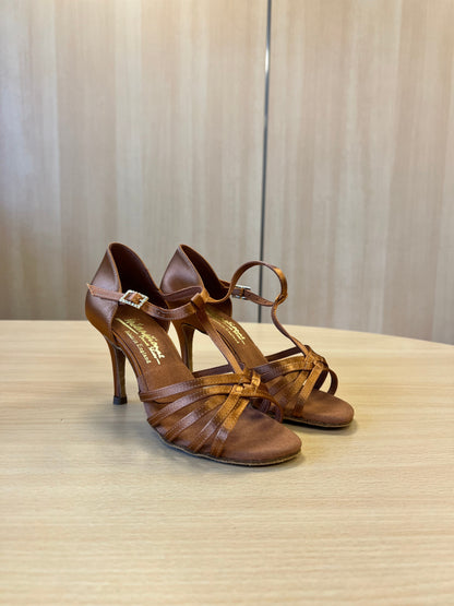 Lucia - Tan Satin (Size 5)