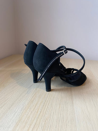 Mia - Black Nubuck/Silver Glitter (Size 4.5)