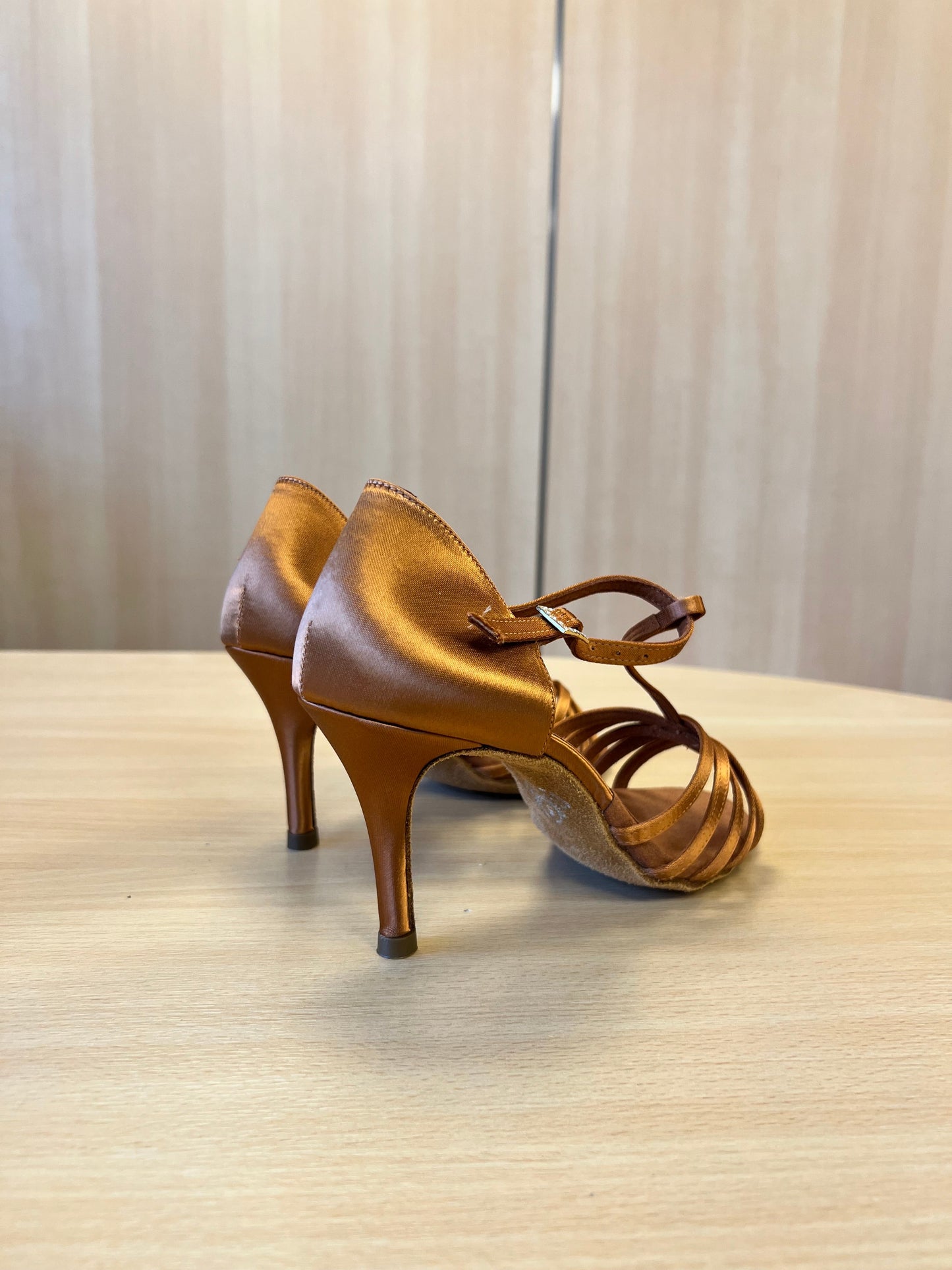 Lucia - Tan Satin (Size 5)