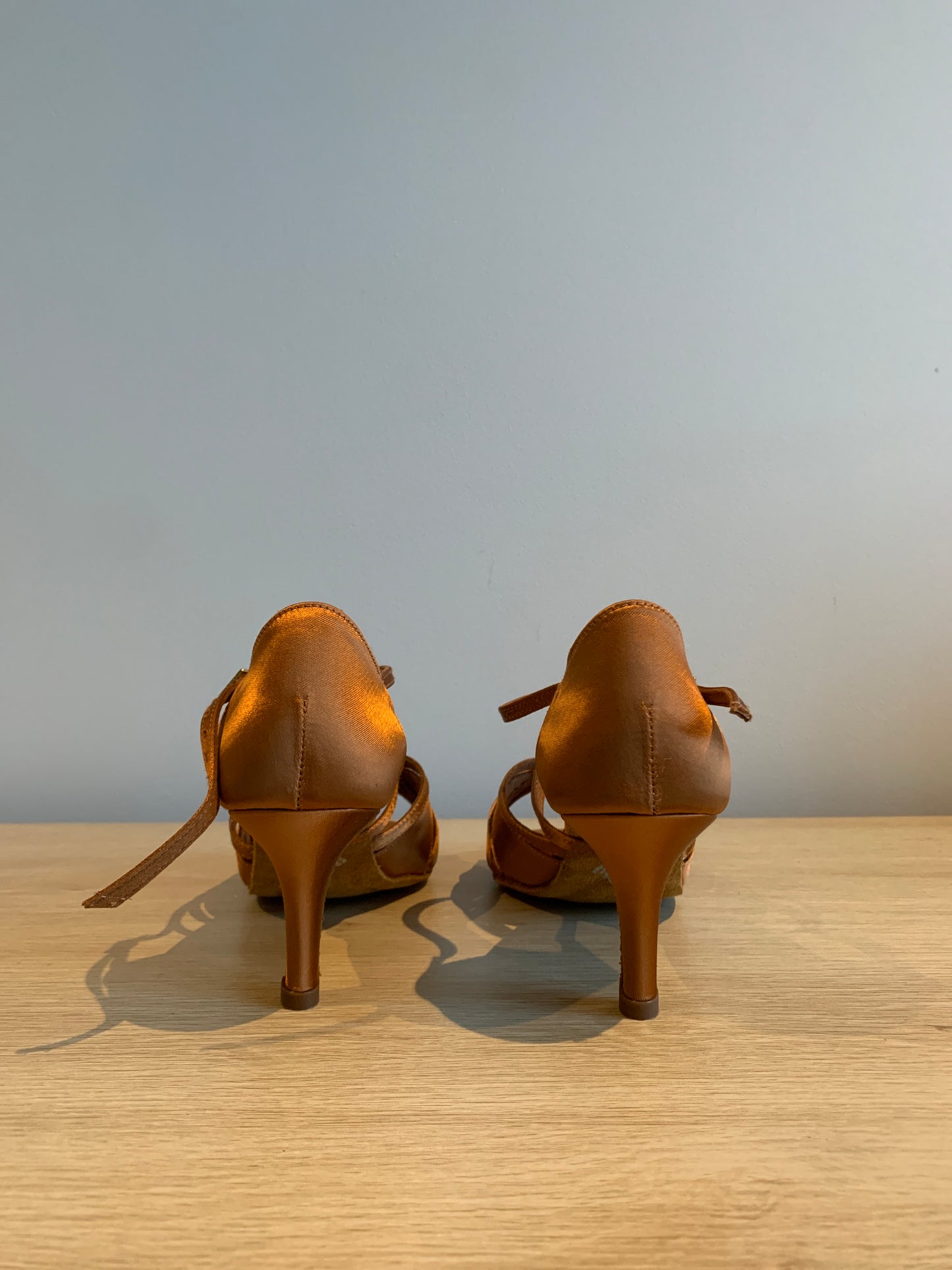 Mia - Tan Satin - Size 7.5 - Regular