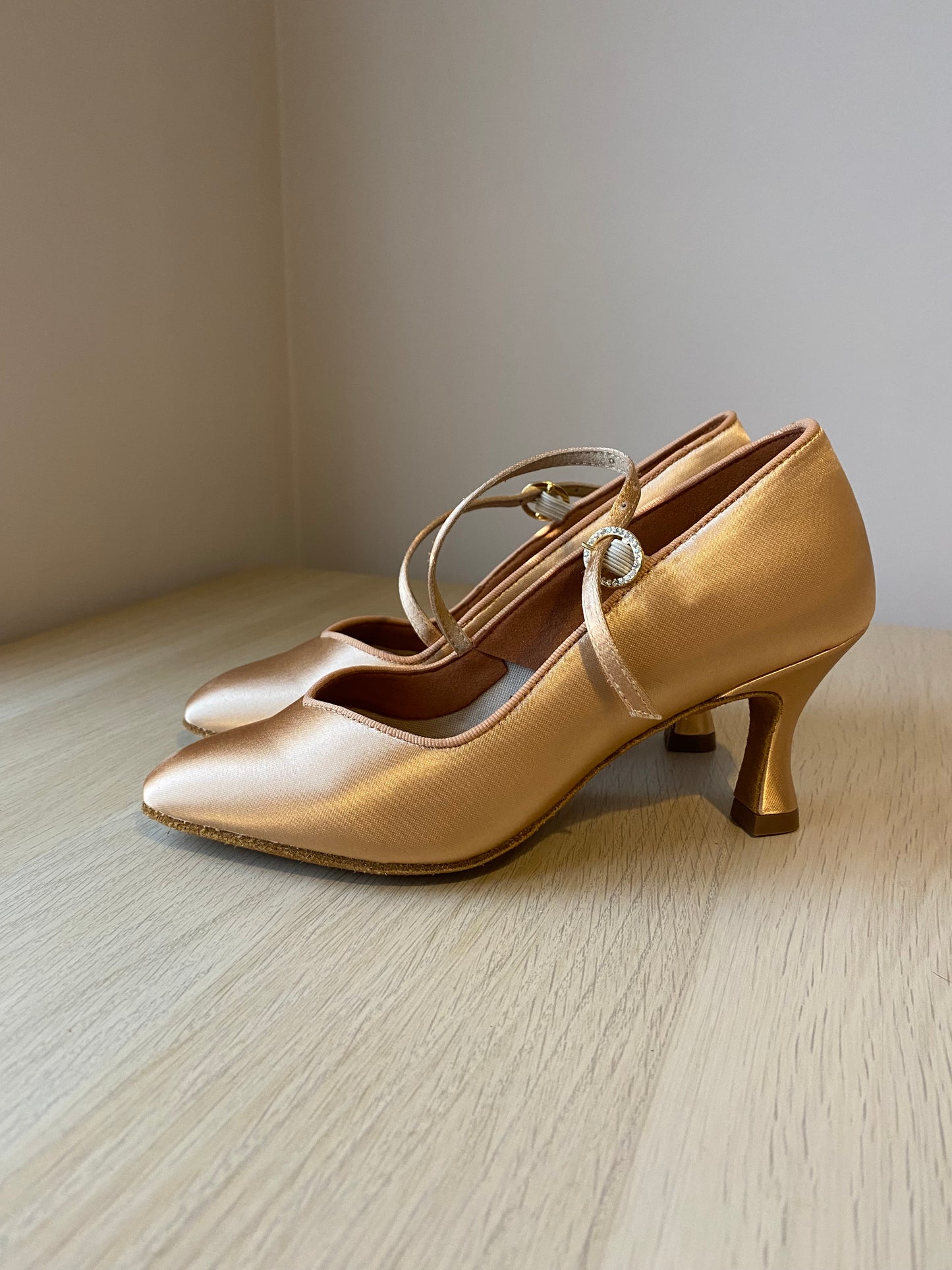 ICS SuperStar SingleStrap - Peach Satin - Size 4 - Regular