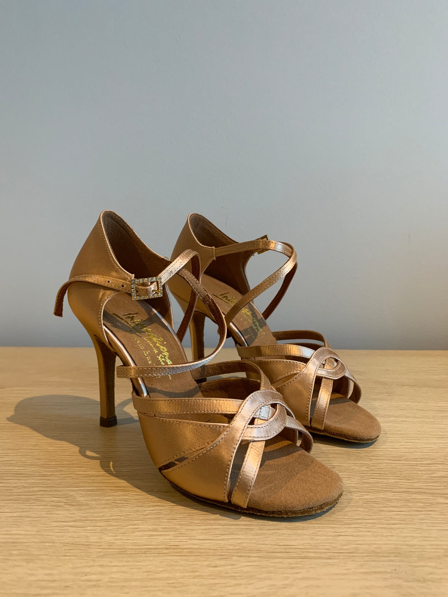 Mia - Peach Satin - Size 4 - Regular