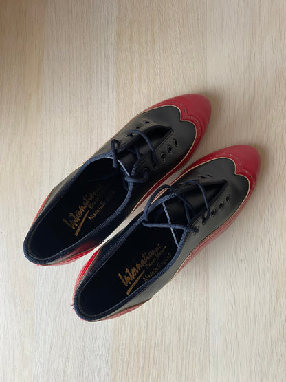 SAMPLE: Ladies Brogue - Red/Black NotCalf (Size 4)