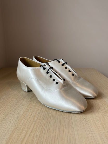 Spanish Tango - White Satin (Size 6)