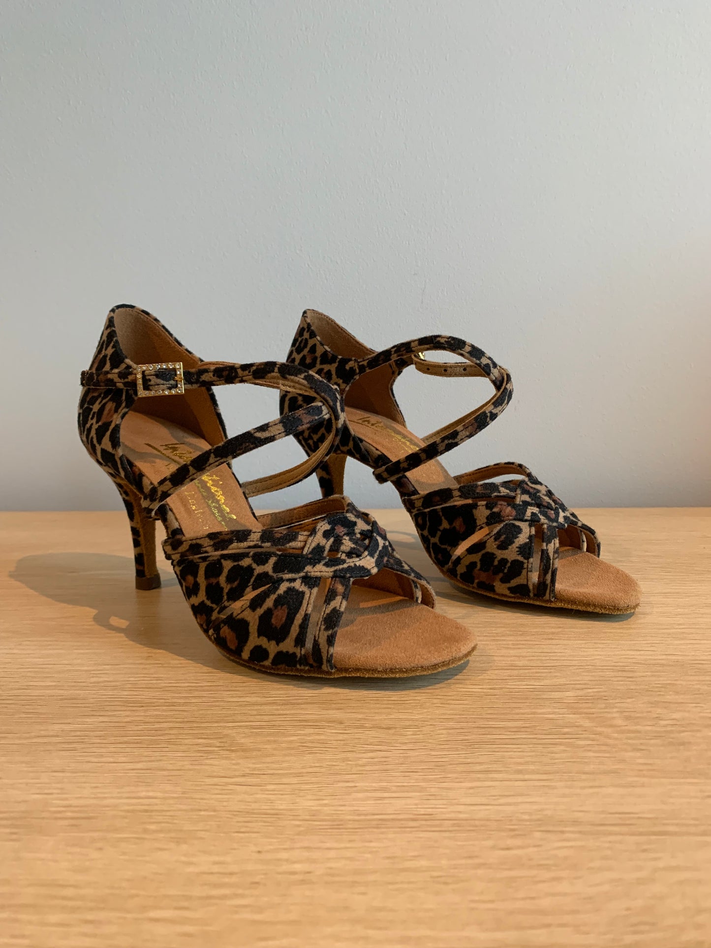 Mia - Leopard - Size 3.5 - Regular