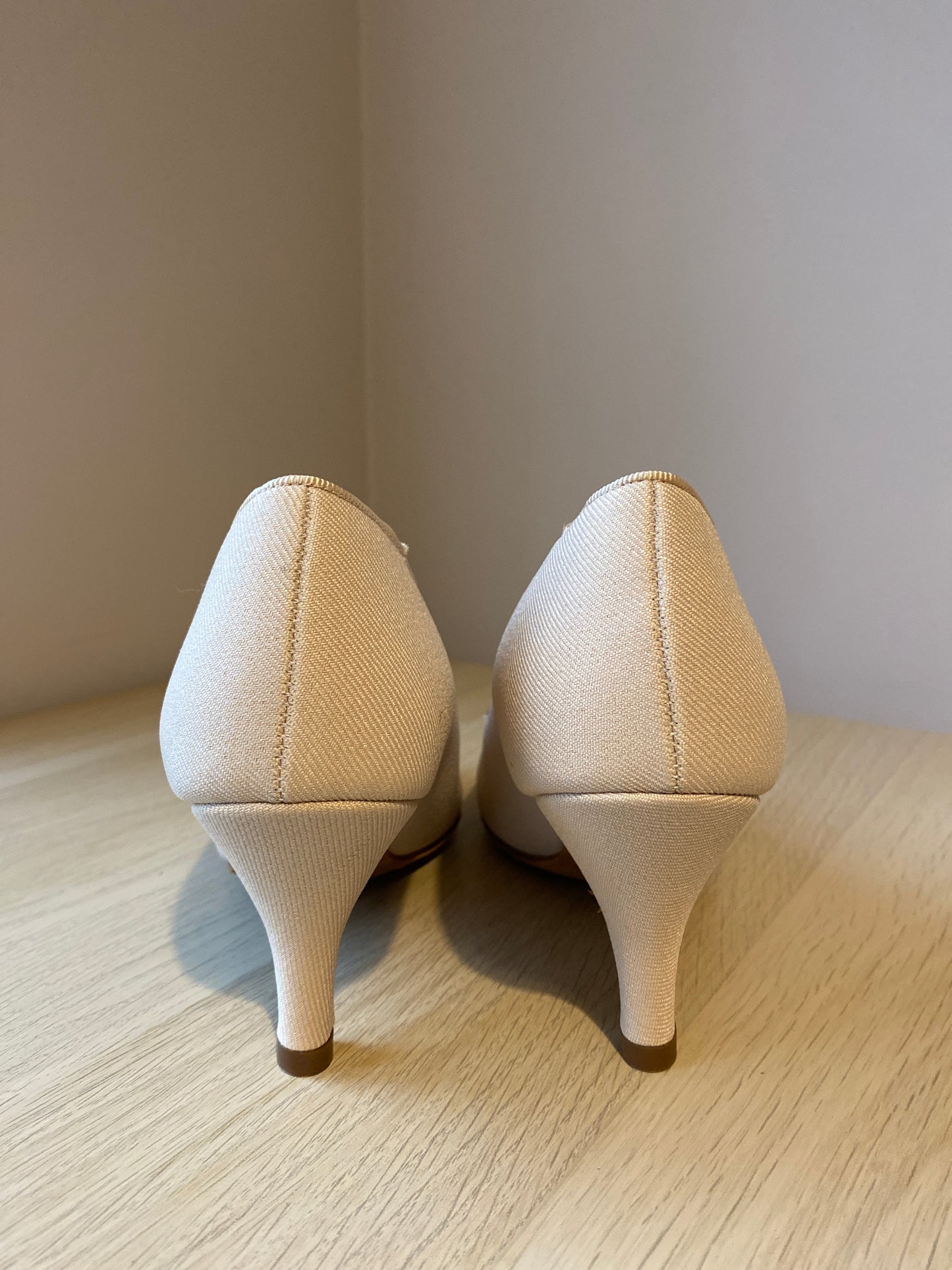 ICS RoundToe - Beige Lycra - Size 5 - Regular