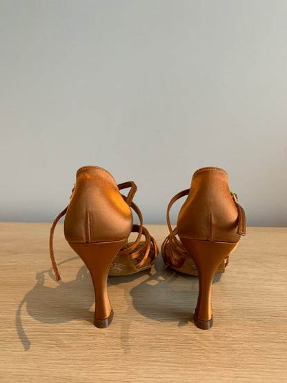 Flavia - Tan Satin - Size 2.5 - Regular