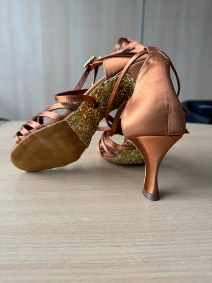 Emily - Tan Satin - Size 5 - Regular (Gold Glitter Soles)