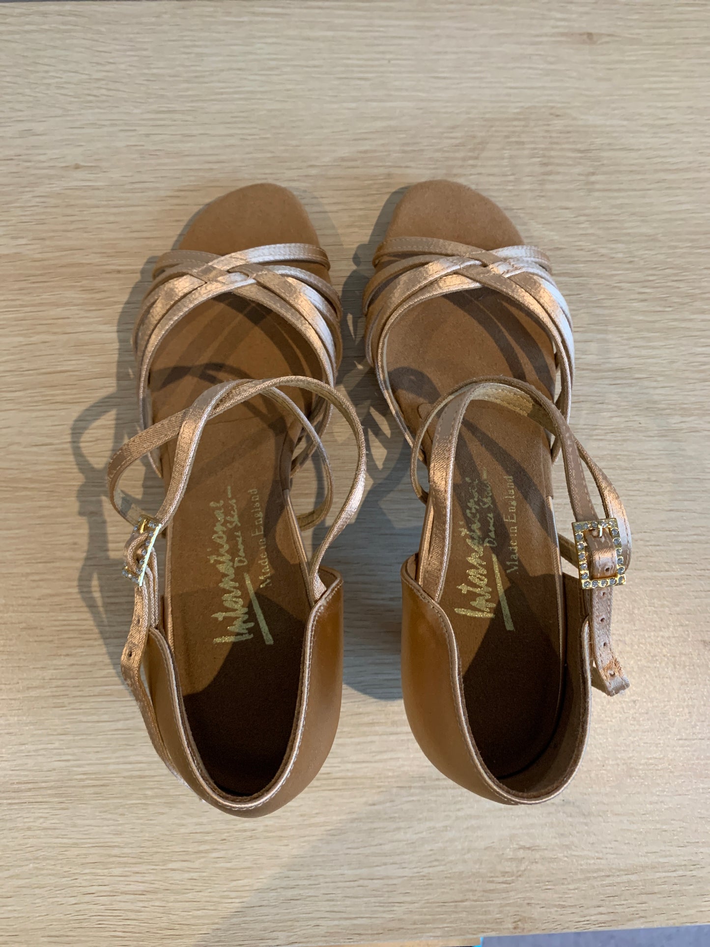 Flavia - Peach Satin - Size 4.5 - Regular
