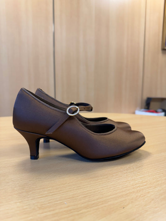 ICS Classic - Cocoa Satin (Size 4.5)