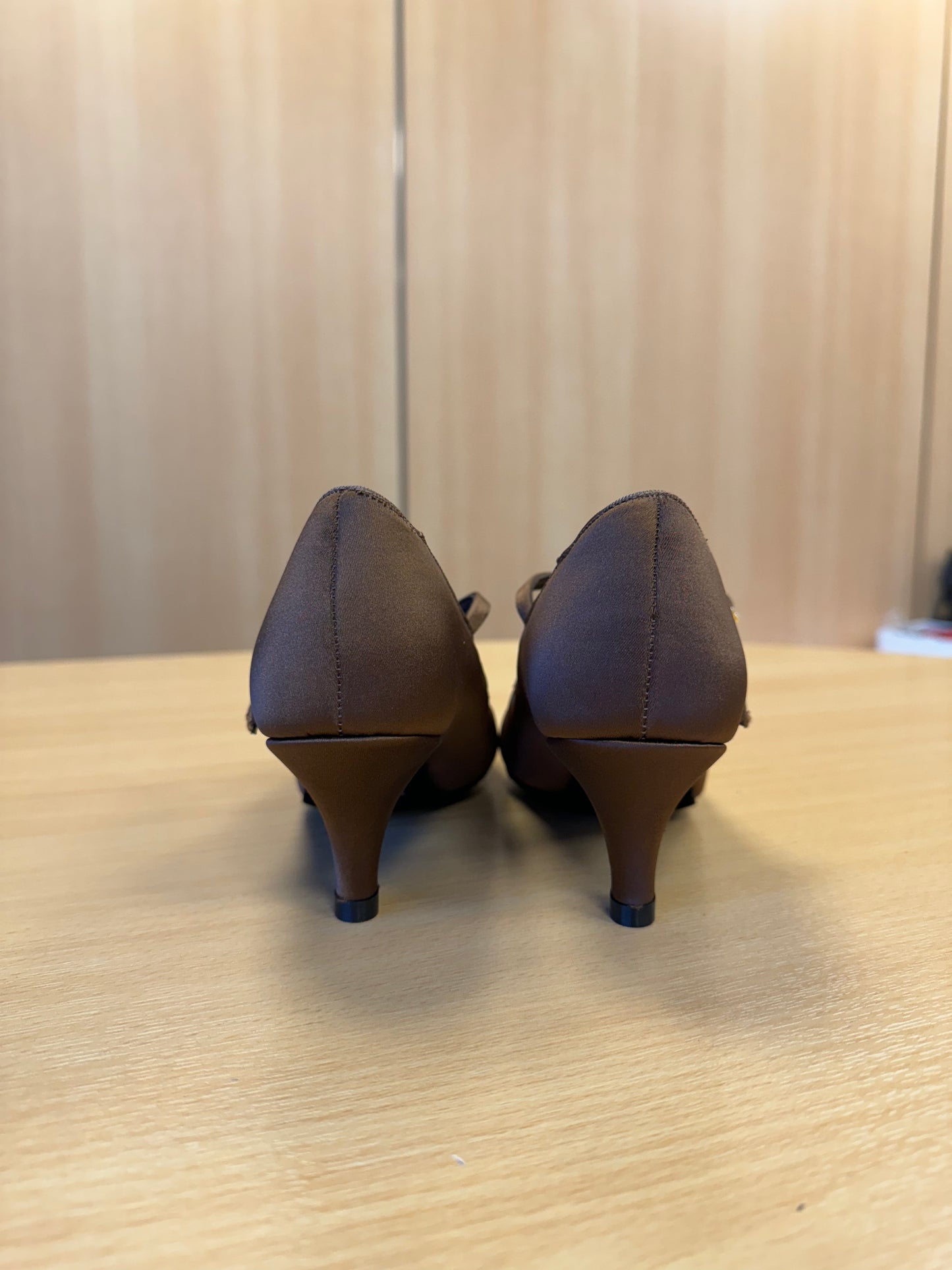 ICS Classic - Cocoa Satin (Size 4.5)