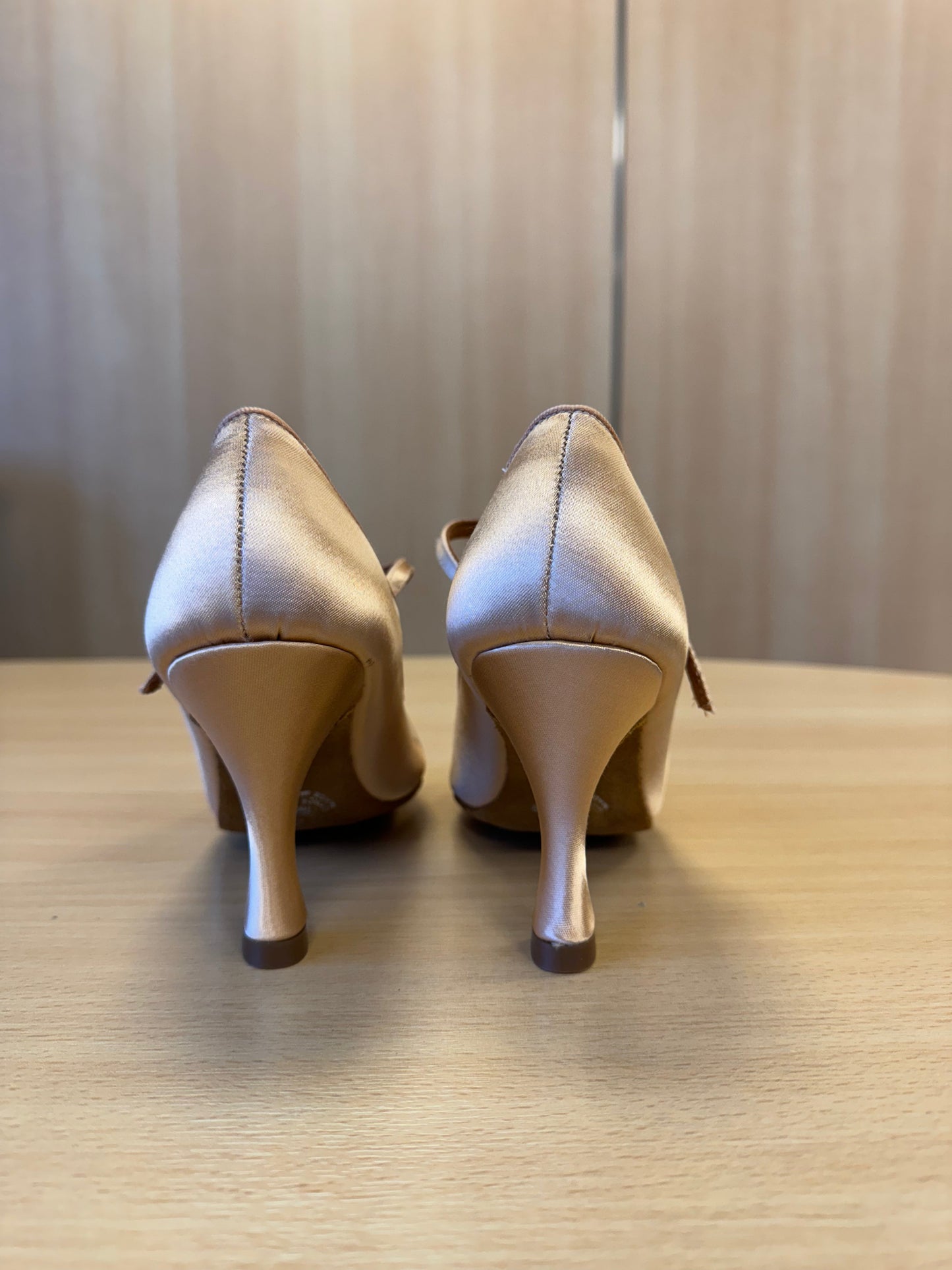 ICS Classic - Peach Satin (Size 2W)