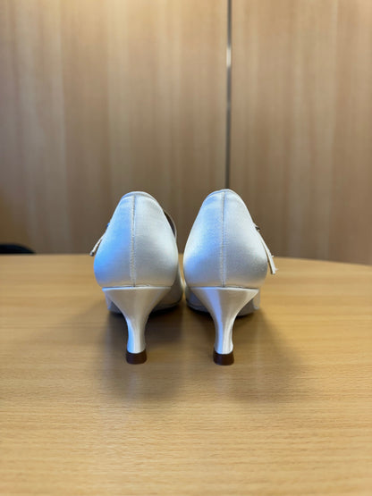ICS RoundToe S/Strap - White Satin (Size 5.5N)