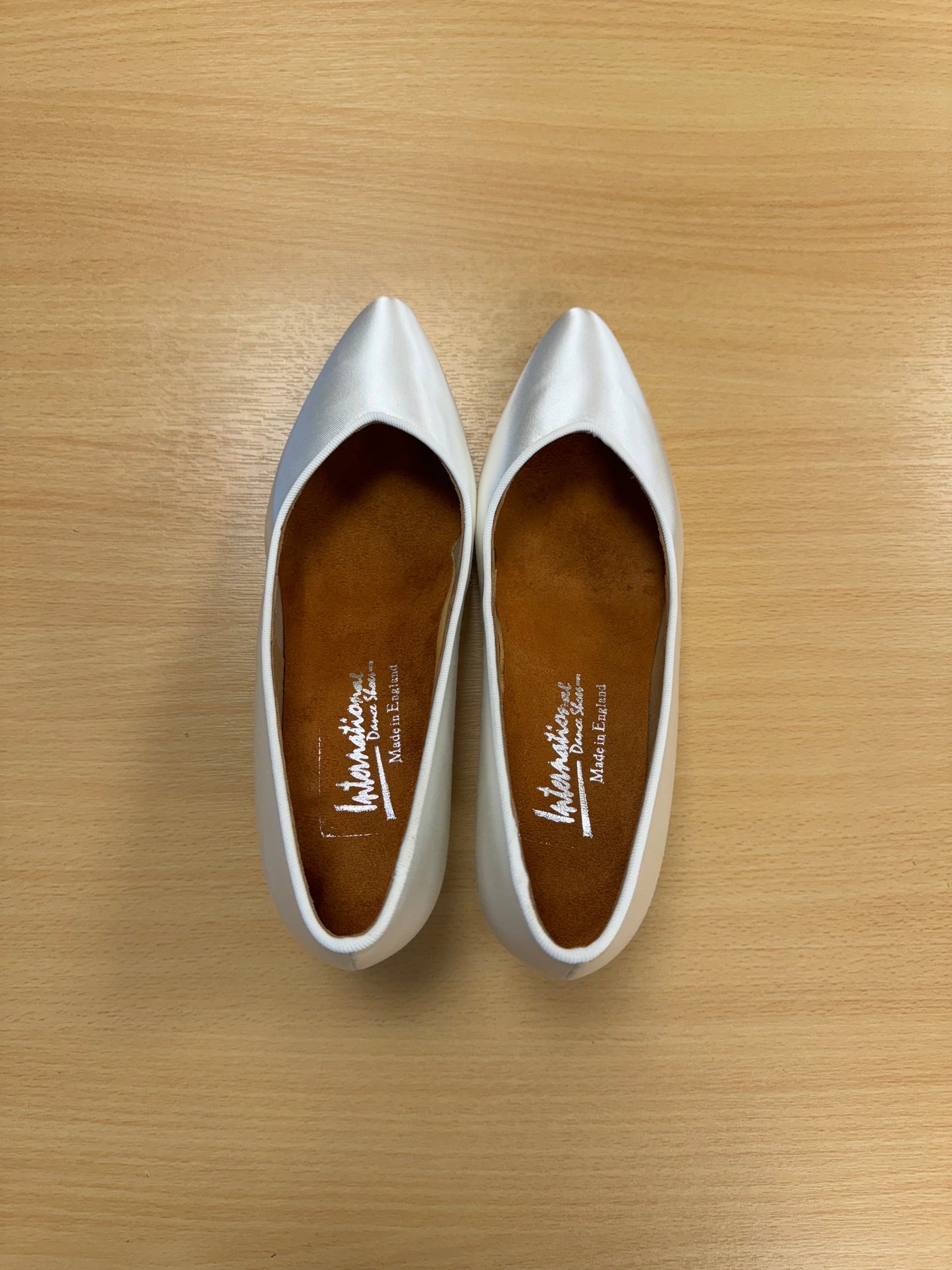 ICS Superstar - White Satin (Size 5.5XW)