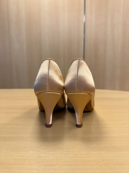 ICS Superstar - Peach Satin (Size 4.5)